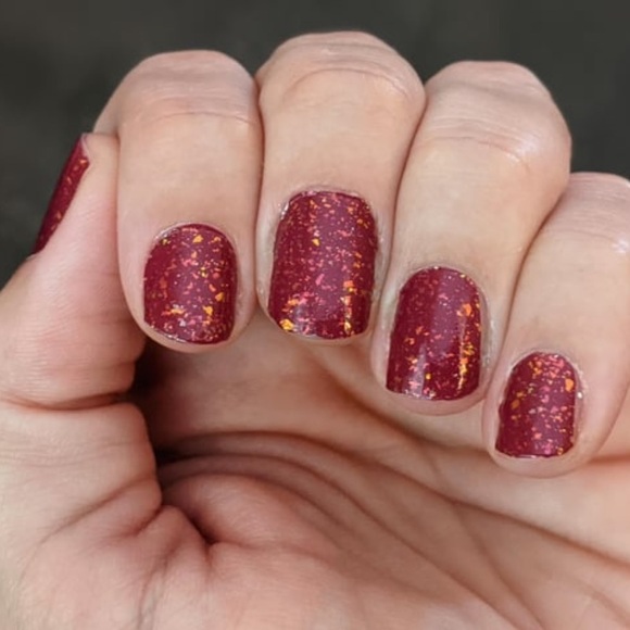 *Retired* Color Street: All Fired Up Red Orange Gold Glitter Fall Christmas - Picture 10 of 16